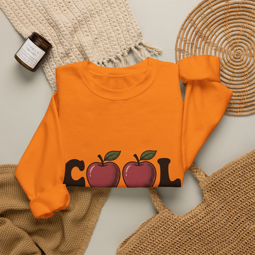 Apple Illustration Sweatshirt Teacher Gratitude Gift Women Retro Sweatshirt Fruit Sweatshirt Educator Enthusiast Vintage Sweatshirt Appreciation Graphic