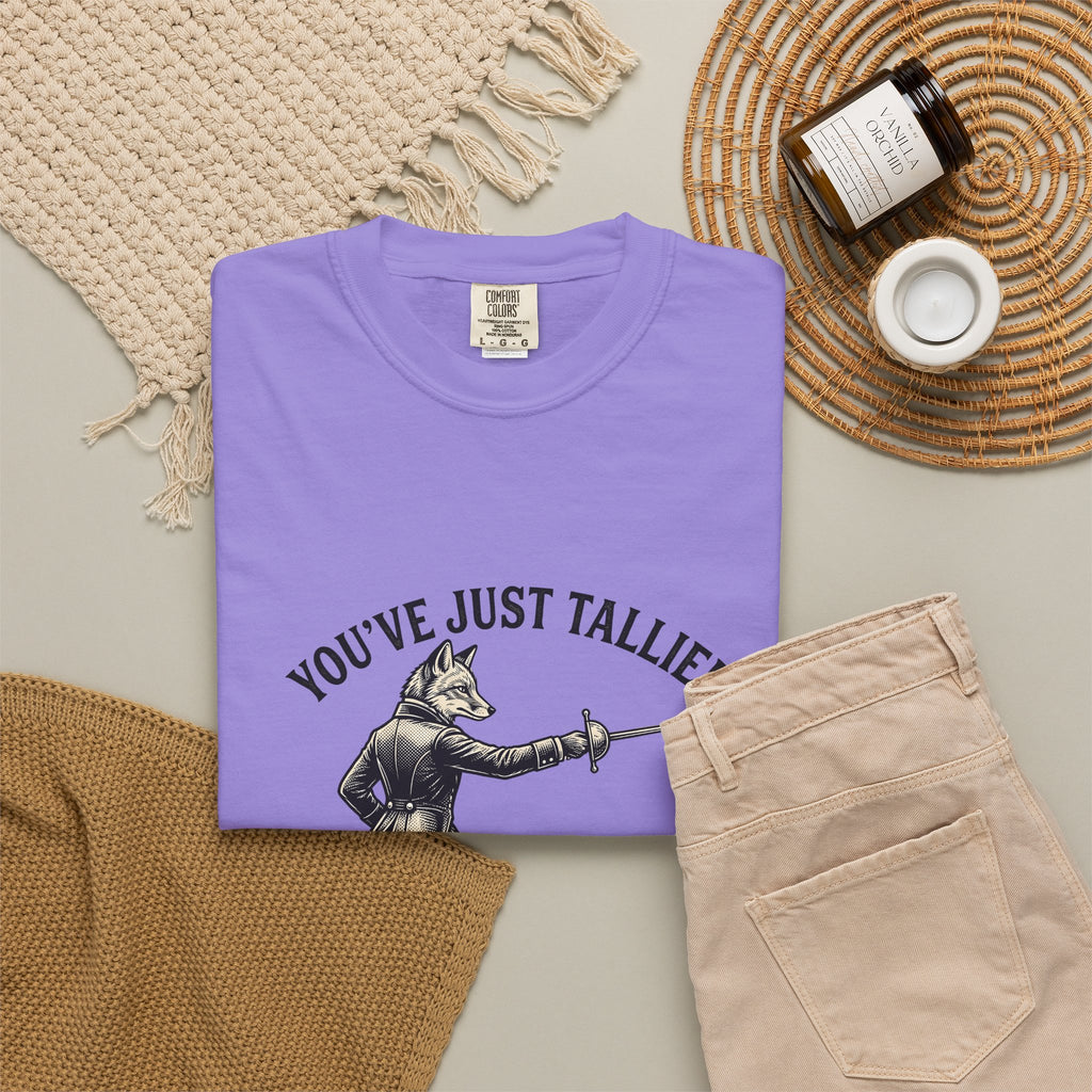 Fox Fencer T-Shirt Funny Animal Gift Women Vintage T-Shirt Foxer T-Shirt Humor Fan Retro T-Shirt Creature Graphic Hand Drawn Sword T-Shirt
