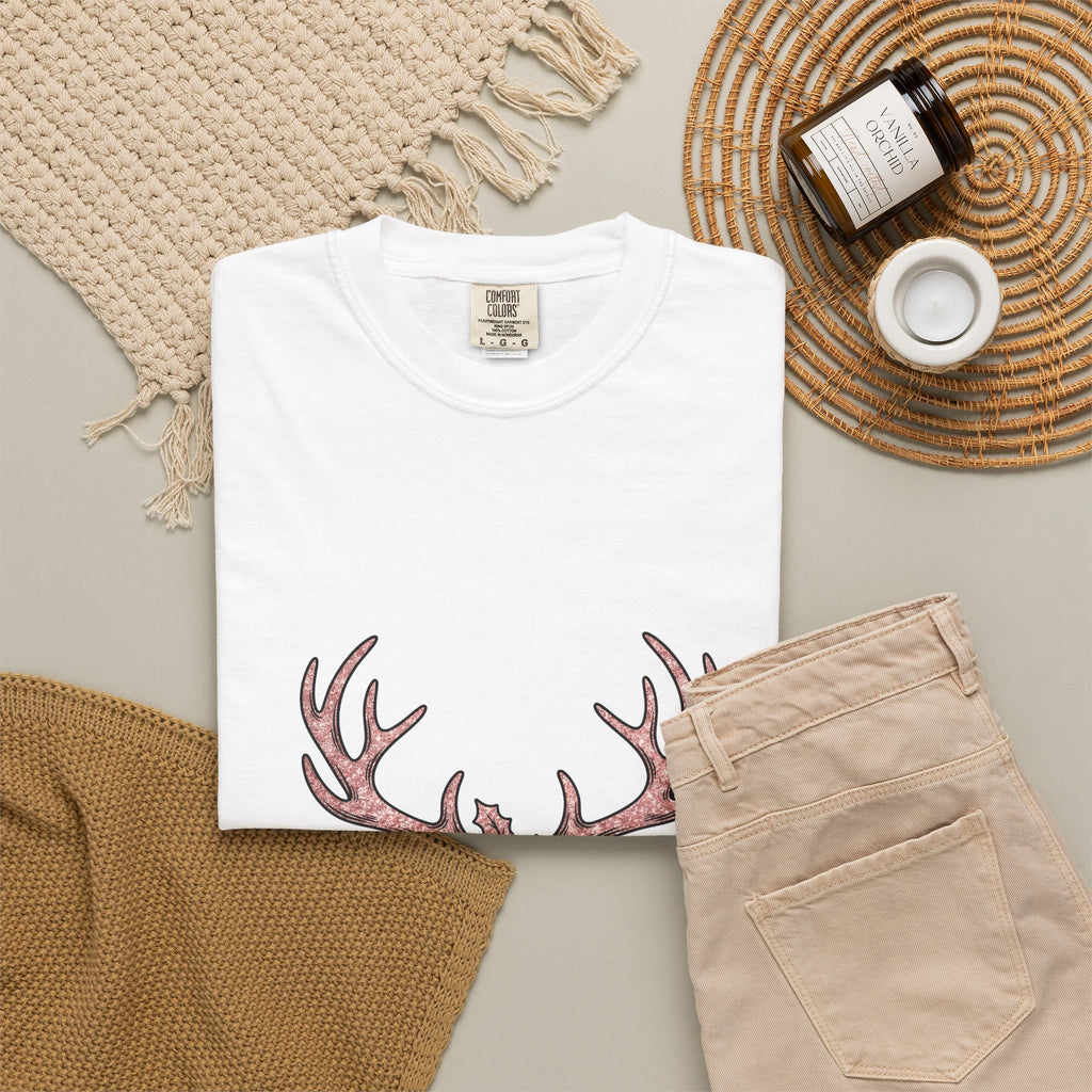 Reindeer Antlers Christmas Holiday Gift Glitter Caribou Xmas Fan Sparkly Seasonal Hand Drawn T-Shirt