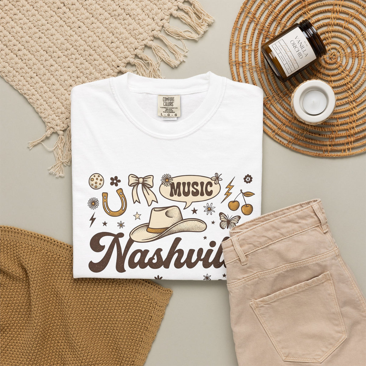 Cowboy Hat Cowgirl Country Gift Vintage Stetson Rodeo Fan Retro Rural Hand Drawn Western T-Shirt