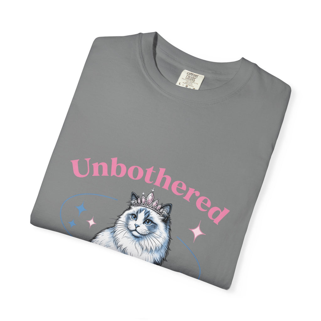 Crowned Cat T-Shirt Cat Princess Gift Women Trending T-Shirt Kitty T-Shirt Cat Fan Feline T-Shirt Royal Graphic Vintage Sparkle T-Shirt
