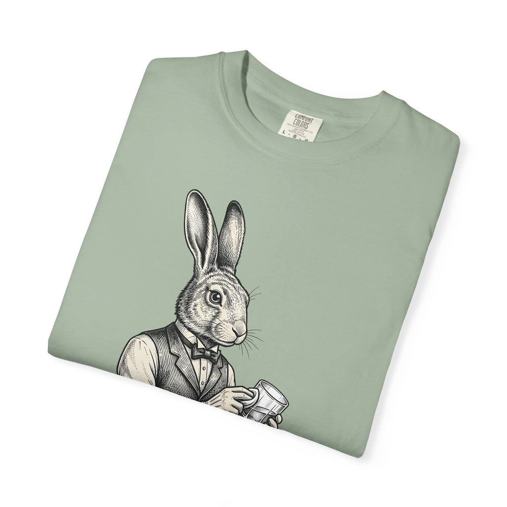 Rabbit Bartender T-Shirt Animal Bar Gift Women Vintage T-Shirt Bunny T-Shirt Pet Fan Retro T-Shirt Pub Graphic Hand Drawn Playing Card T-Shirt