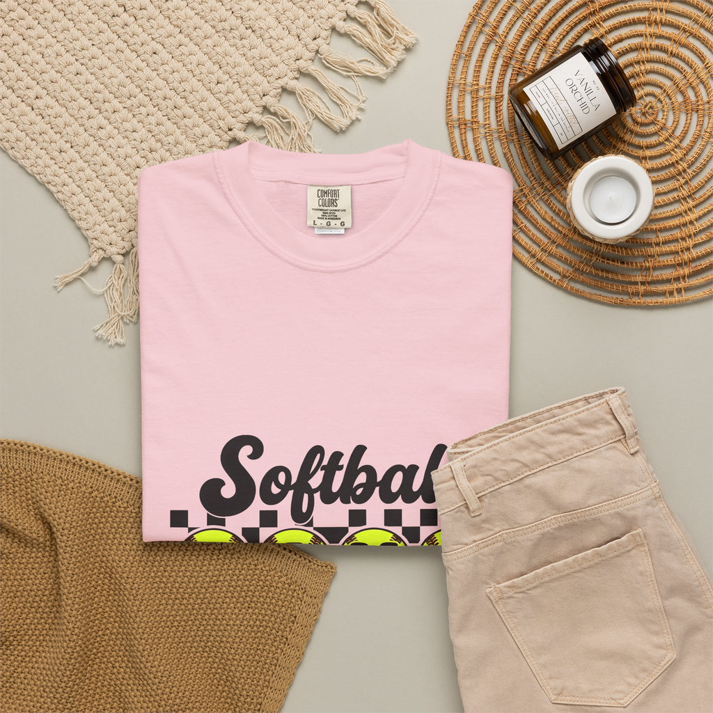 Softball Balls T-Shirt Softball Mom Competition Gift Women Minimalist T-Shirt Softballs T-Shirt Mom Fan Simple T-Shirt Competitive Graphic