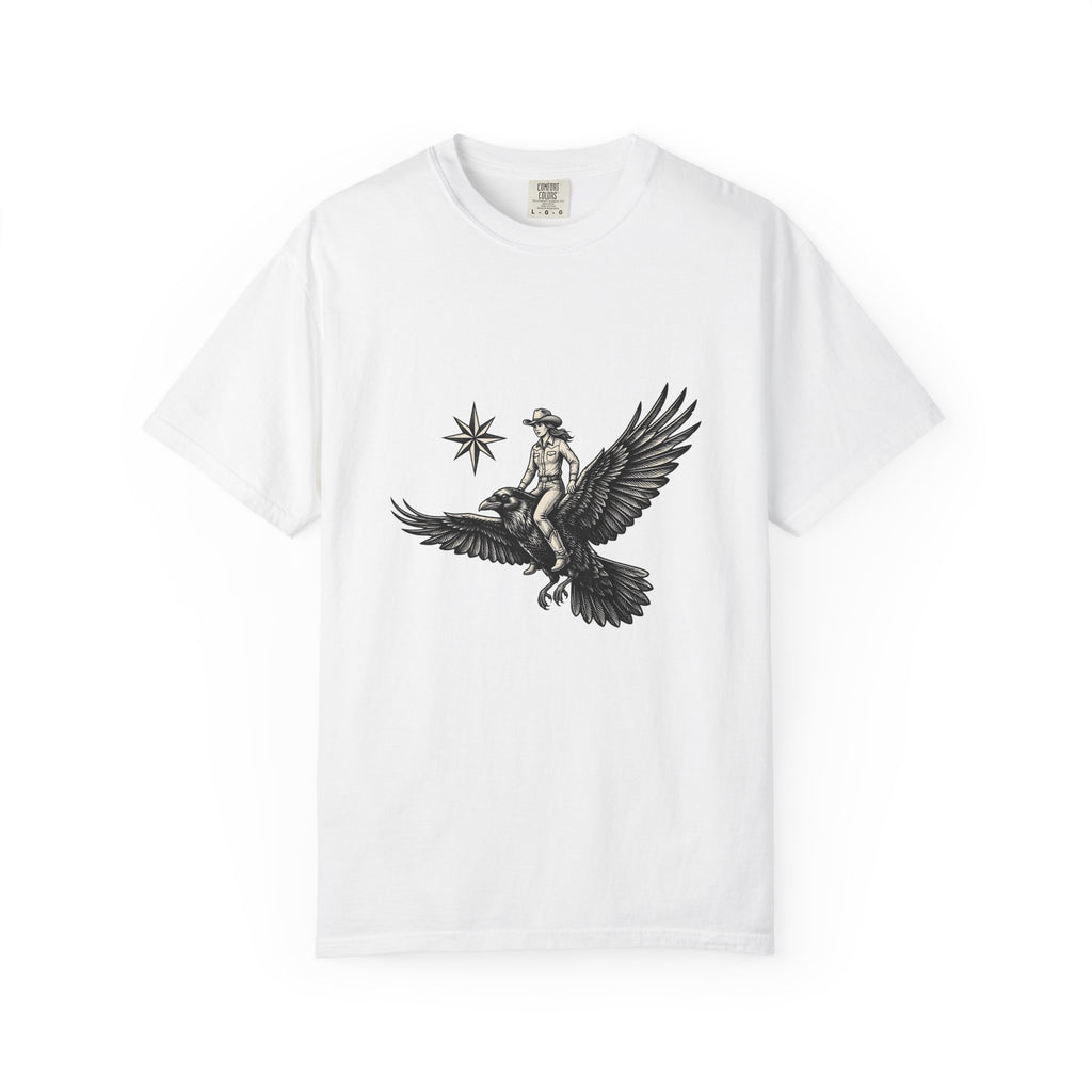 Cowgirl On Raven Cowgirl Travel Gift Country Horsewoman Cowboy Fan Rustic Adventure Retro T-Shirt