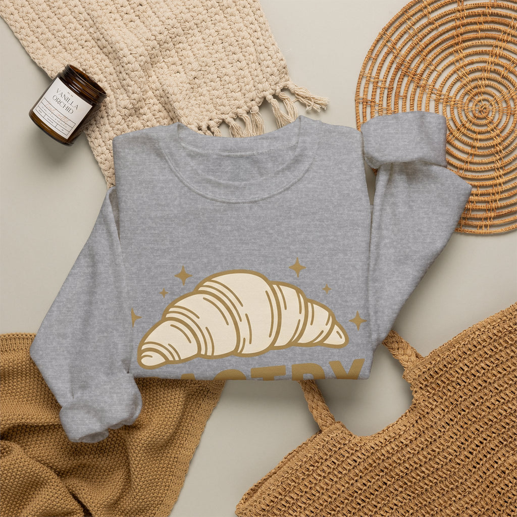 Croissant Sweatshirt Desserts Confections Gift Women Line Art Sweatshirt Pastry Sweatshirt Sweets Fan Minimalist Sweatshirt Treat Graphic Classic Glimmers