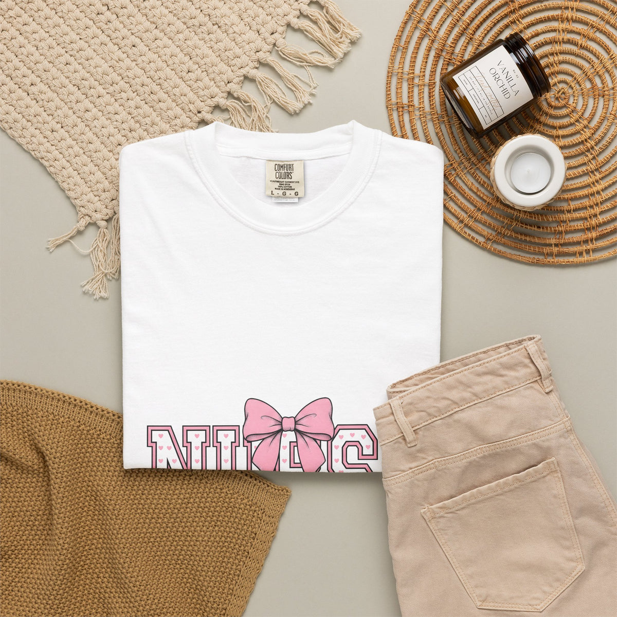 Blush Bow T-Shirt Nurse Thankfulness Gift Women Sweet T-Shirt Bow Tie T-Shirt Rn Fan Cute T-Shirt Gratitude Graphic Classic Heart Shapes T-Shirt