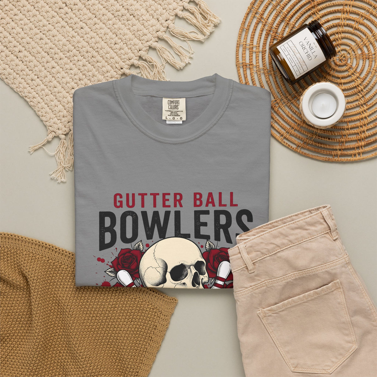 Skull Bowling Pins T-Shirt Bowling Humor Gift Women Tattoo T-Shirt Bowling Pin T-Shirt Bowling Fan Traditional T-Shirt Funny Graphic Vintage Roses
