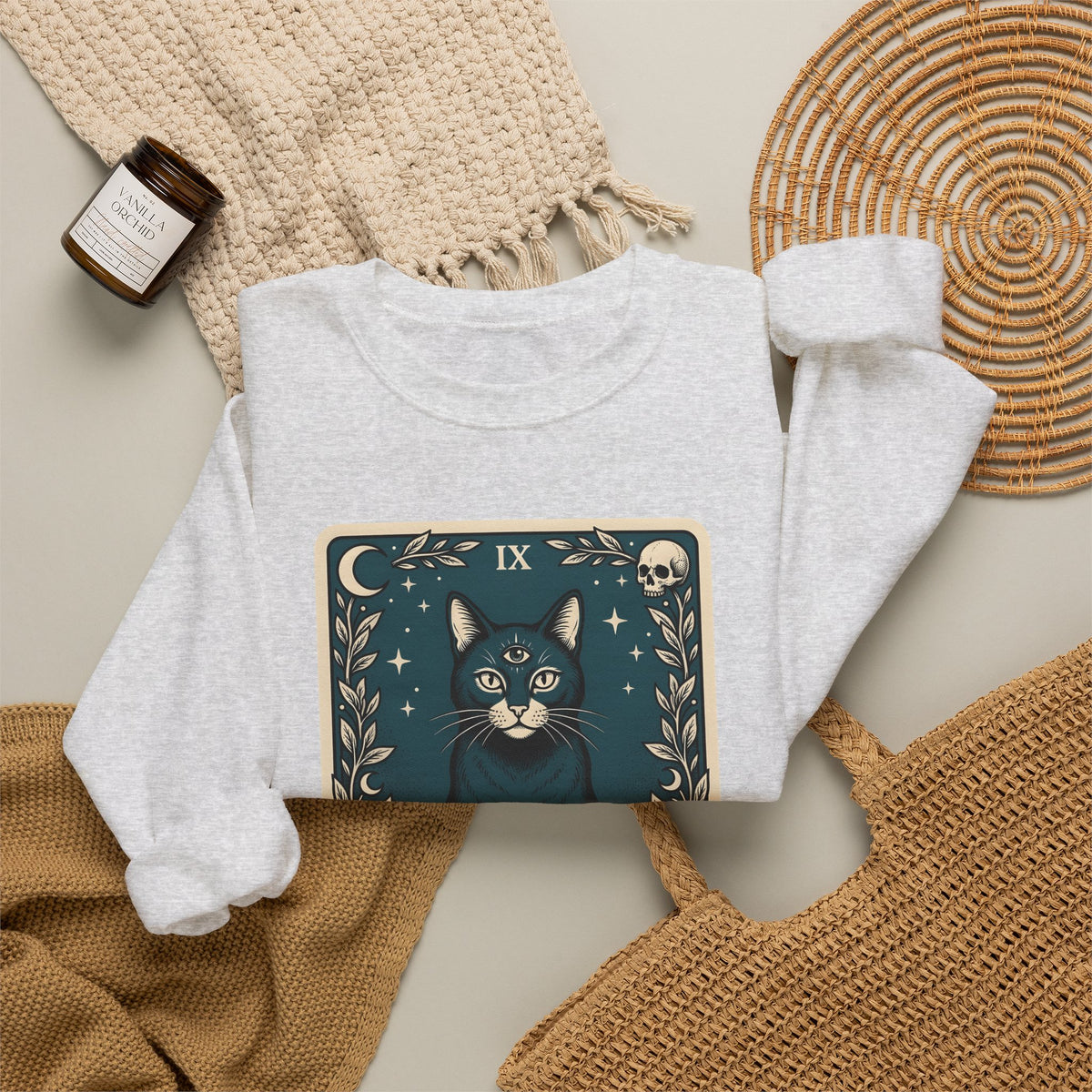 Mystic Cat Sweatshirt Boho Chic Witchcraft Gift Women Tarot Sweatshirt Kitty Sweatshirt Bohemian Fan Occult Graphic Vintage Crystal Ball Sweatshirt