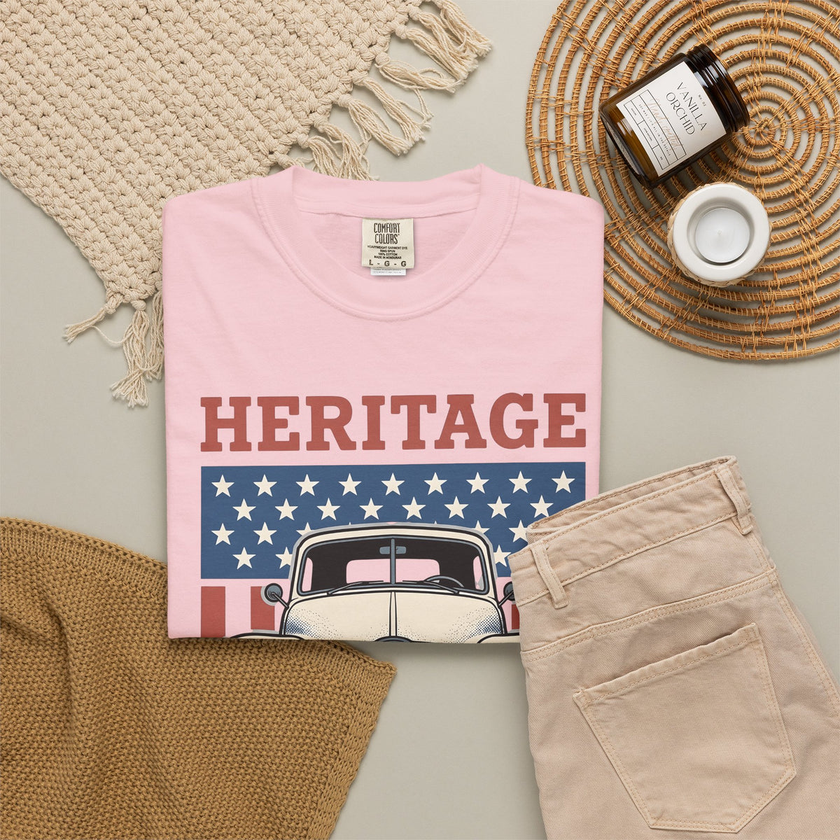 Antique Lorry T-Shirt America Liberty Gift Women Retro T-Shirt Truck T-Shirt Patriot Enthusiast Vintage T-Shirt Freedom Graphic Line Art Flag