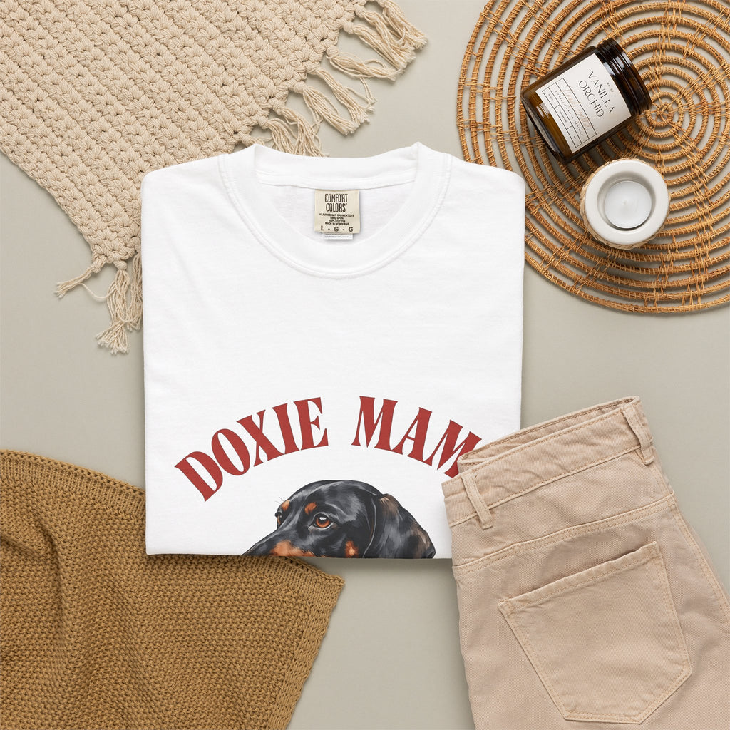 Dachshund Pet T-Shirt Dog Companion Gift Women Naturalistic T-Shirt Wiener Dog T-Shirt Dog Fan Doxie Design Dog Graphic Paint Wash Canine Portrait