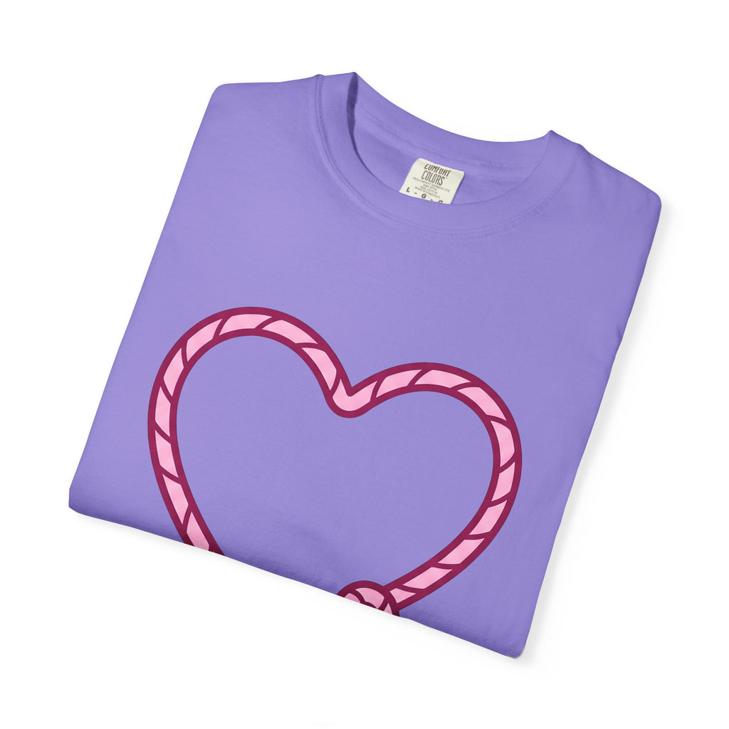 Rope Heart T-Shirt Cowgirl Cowboy Gift Women Contemporary Art T-Shirt Heart Tie T-Shirt Rodeo Fan Modern Art T-Shirt Cowboy Graphic Sleek Knot