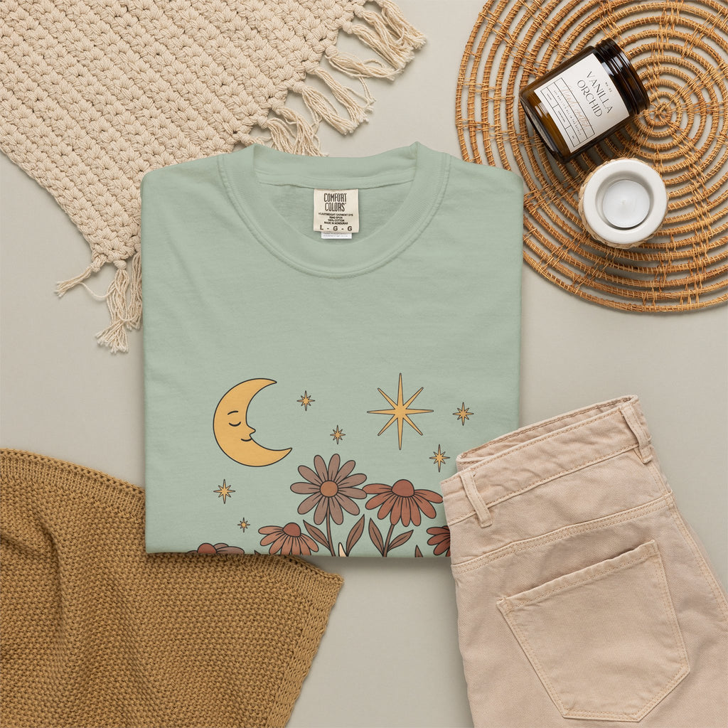 Sleeping Cow T-Shirt Cowgirl Western Gift Women Boho T-Shirt Cow T-Shirt Rancher Fan Hippie T-Shirt Rodeo Graphic Vintage Wildflowers T-Shirt