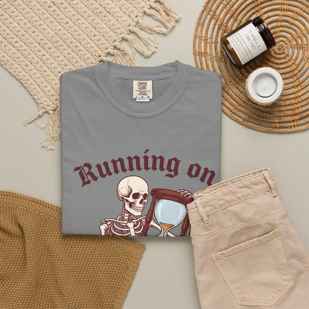 Skeleton Hourglass T-Shirt Funny Goth Gift Women Cartoon T-Shirt Timeglass T-Shirt Humor Fan Comic T-Shirt Dark Graphic Vintage Sand T-Shirt