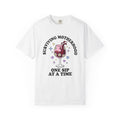 Wine Chalice T-Shirt Mom Drink Gift Women Toon T-Shirt Goblet T-Shirt Mother Fan Wineglass T-Shirt Drinking Graphic Nostalgic Flower Bouquet T-Shirt