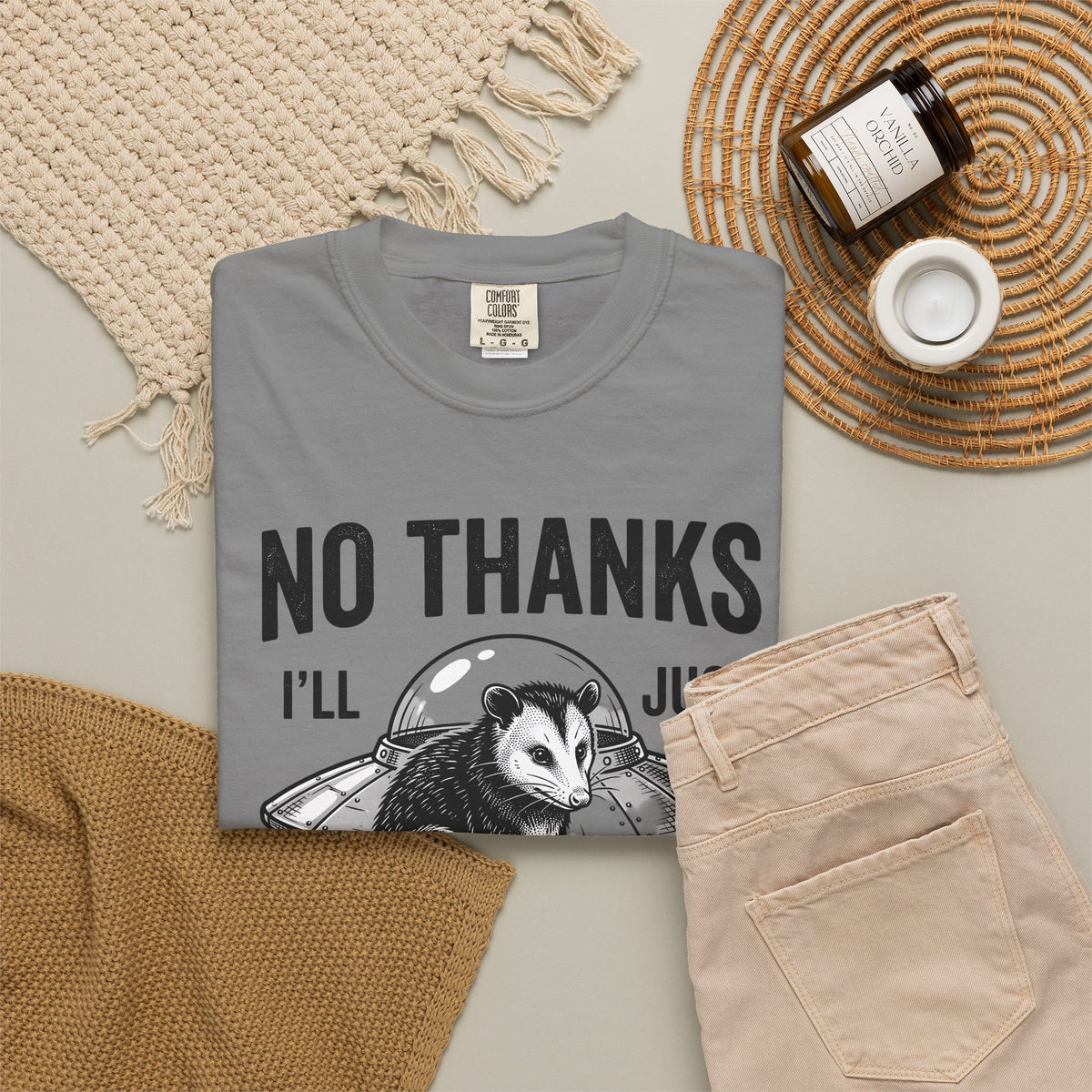 Opossum Ufo T-Shirt Funny Critter Gift Women Sketch T-Shirt Possum Ufo T-Shirt Humor Fan Cartoon T-Shirt Creature Graphic Doodle Alien Ship T-Shirt