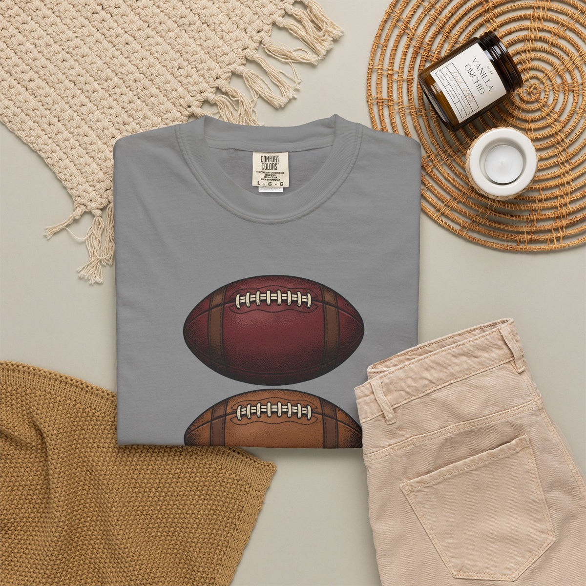 Soccer Group T-Shirt Sports Athletics Gift Women Retro T-Shirt Football Team T-Shirt Athlete Enthusiast Vintage T-Shirt Fitness Graphic Line Art
