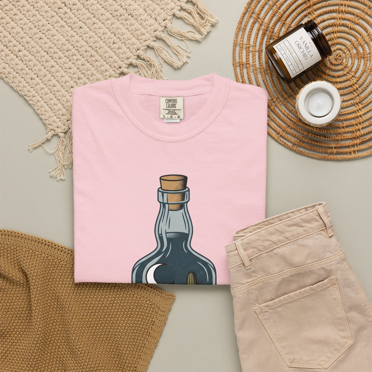 Desert Bottle T-Shirt Cowgirl Ranch Gift Women Illustrative Tattoo T-Shirt Canteen T-Shirt Cowboy Fan Tattooed T-Shirt Farm Graphic Hand Drawn Moon