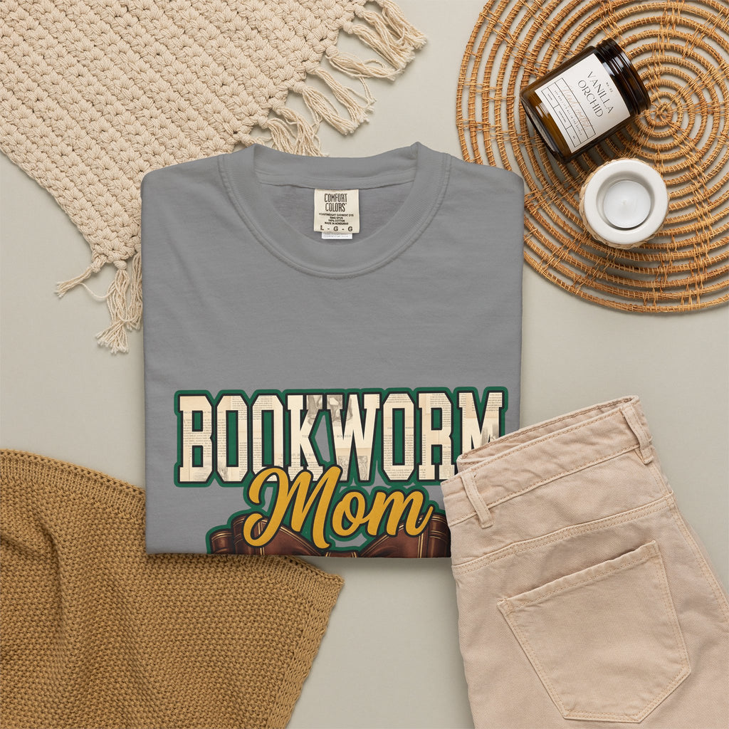 Book Bow T-Shirt Moms Reading Gift Women Bold Graphic T-Shirt Bookmark T-Shirt Mother Fan Graphic Design Book Illustration Retro Stacked Books