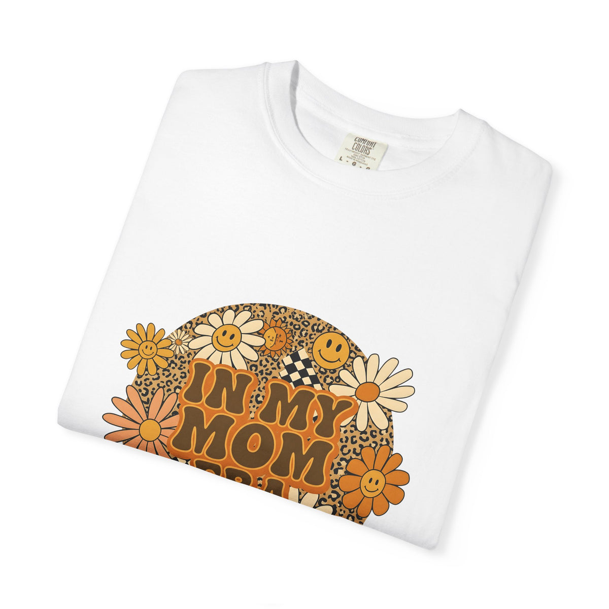 Smiley Flowers T-Shirt Moms Aesthetic Gift Women Boho T-Shirt Happy Face T-Shirt Motherhood Enthusiast Hippie T-Shirt Visual Design Retro Leopard