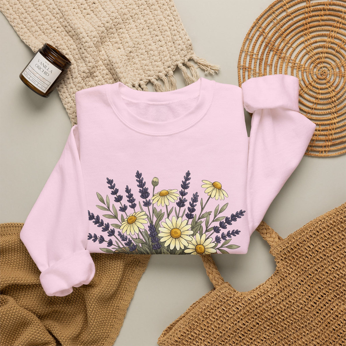 Flower Bunch Sweatshirt Moms Plants Gift Women Hand Drawn Sweatshirt Bouquet Sweatshirt Mother Fan Illustrated Sweatshirt Botanical Graphic Sketch Daisy Bloom