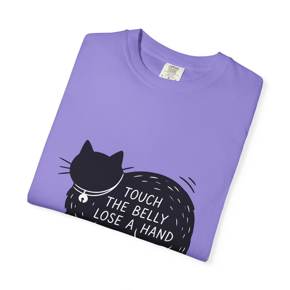 Black Feline T-Shirt Cat Fun Gift Women Flat T-Shirt Cat T-Shirt Cat Fan Minimalist T-Shirt Humorous Graphic Chic Pendant T-Shirt