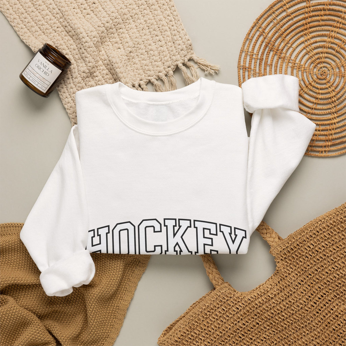 Varsity Lettering Sweatshirt Moms Puck Sport Gift Women Thick Sweatshirt Letterman Sweatshirt Mom Fan Bold Sweatshirt Hockey Graphic Classic Team Mom Sweatshirt