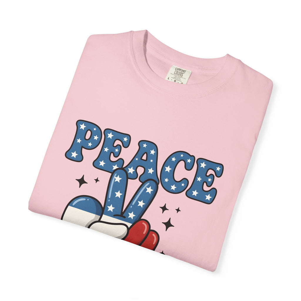 Peace Gesture T-Shirt America/4th Of July Celebration Gift Women Sketch T-Shirt Peace Sign T-Shirt Patriot Fan Hand Drawn T-Shirt Party Graphic