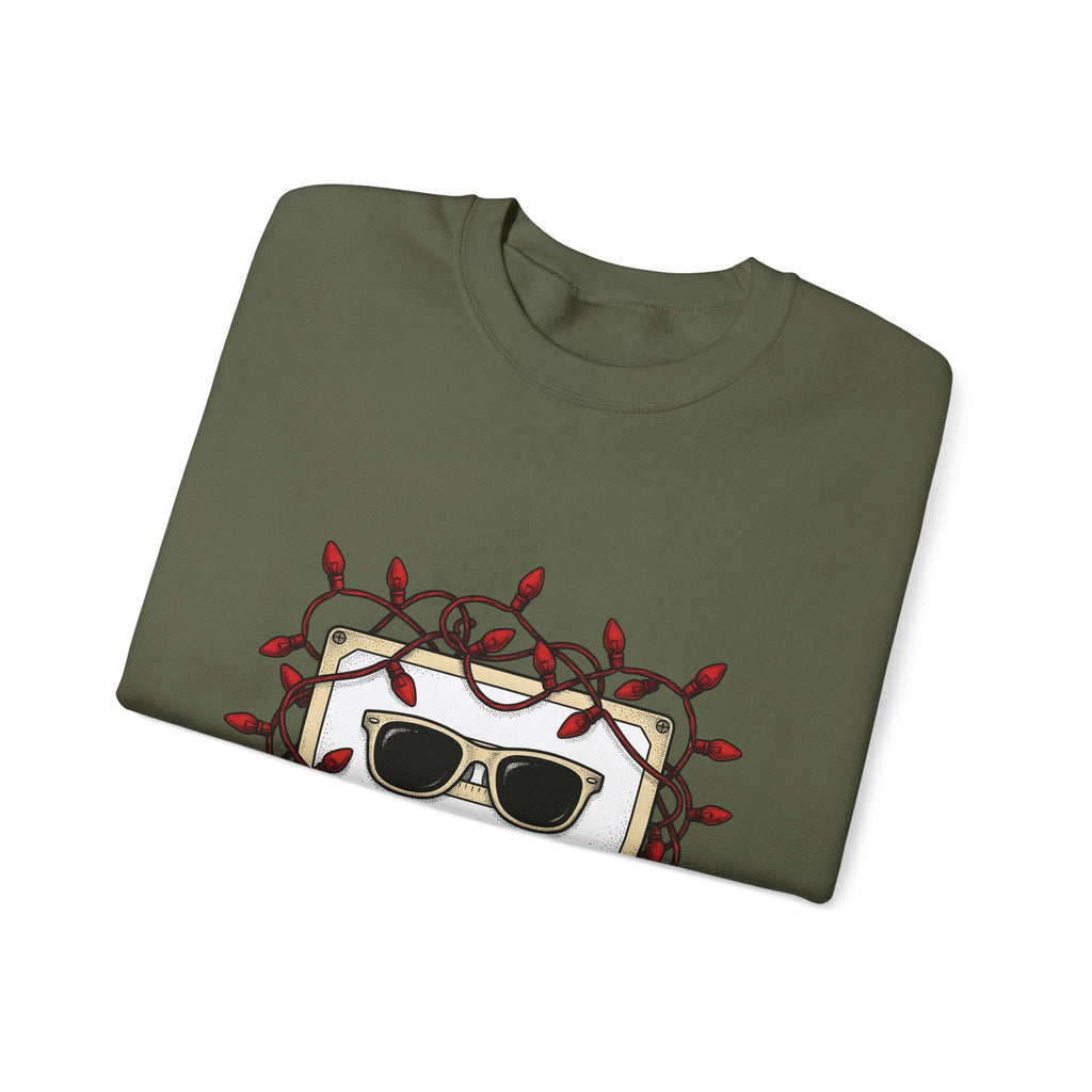 Cassette Tape Sweatshirt Christmas Music Gift Women Retro Sweatshirt Mixtape Sweatshirt Xmas Fan Retro Sweatshirt Melody Graphic Vintage Sunglasses Sweatshirt