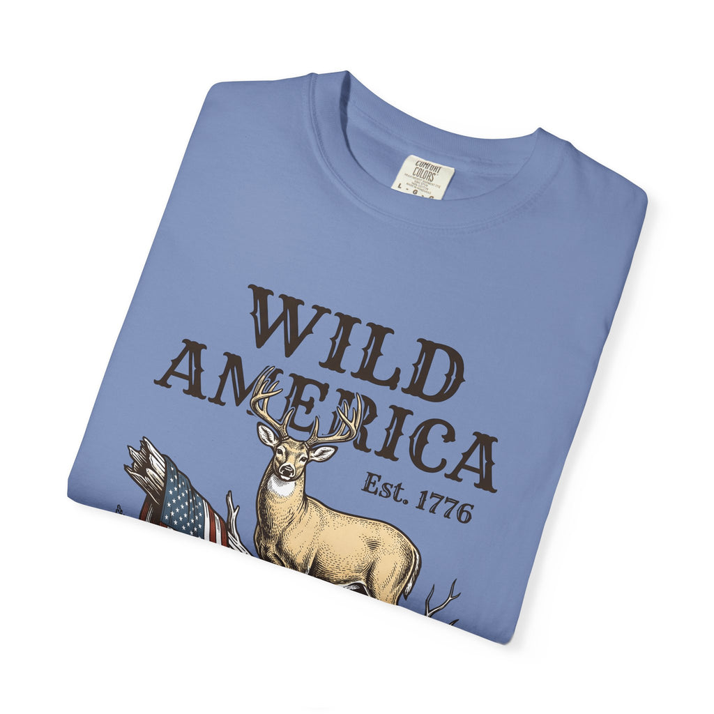 Deer Artwork America Liberty Gift Antique Fawn American Fan Vintage Freedom Doodle National Flag T-Shirt