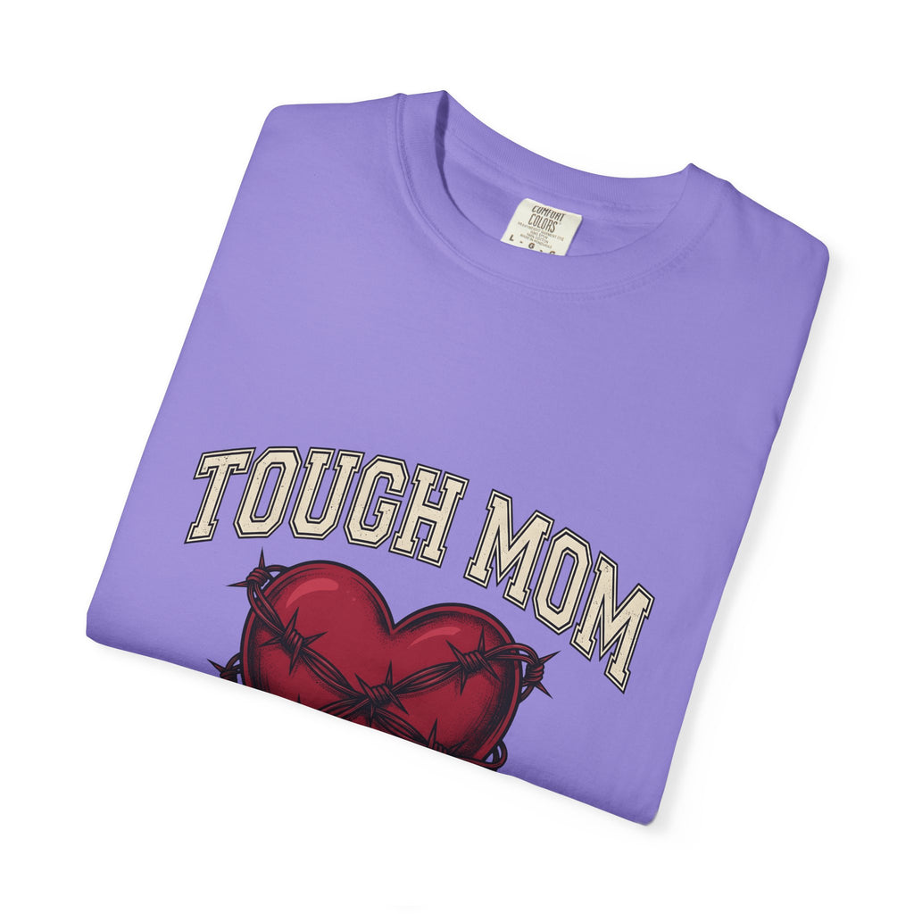 Romance Wire Fence T-Shirt Moms Event Gift Women Illustrative T-Shirt Fencing T-Shirt Mother Fan Illustrated T-Shirt Party Graphic Hand Drawn Wire