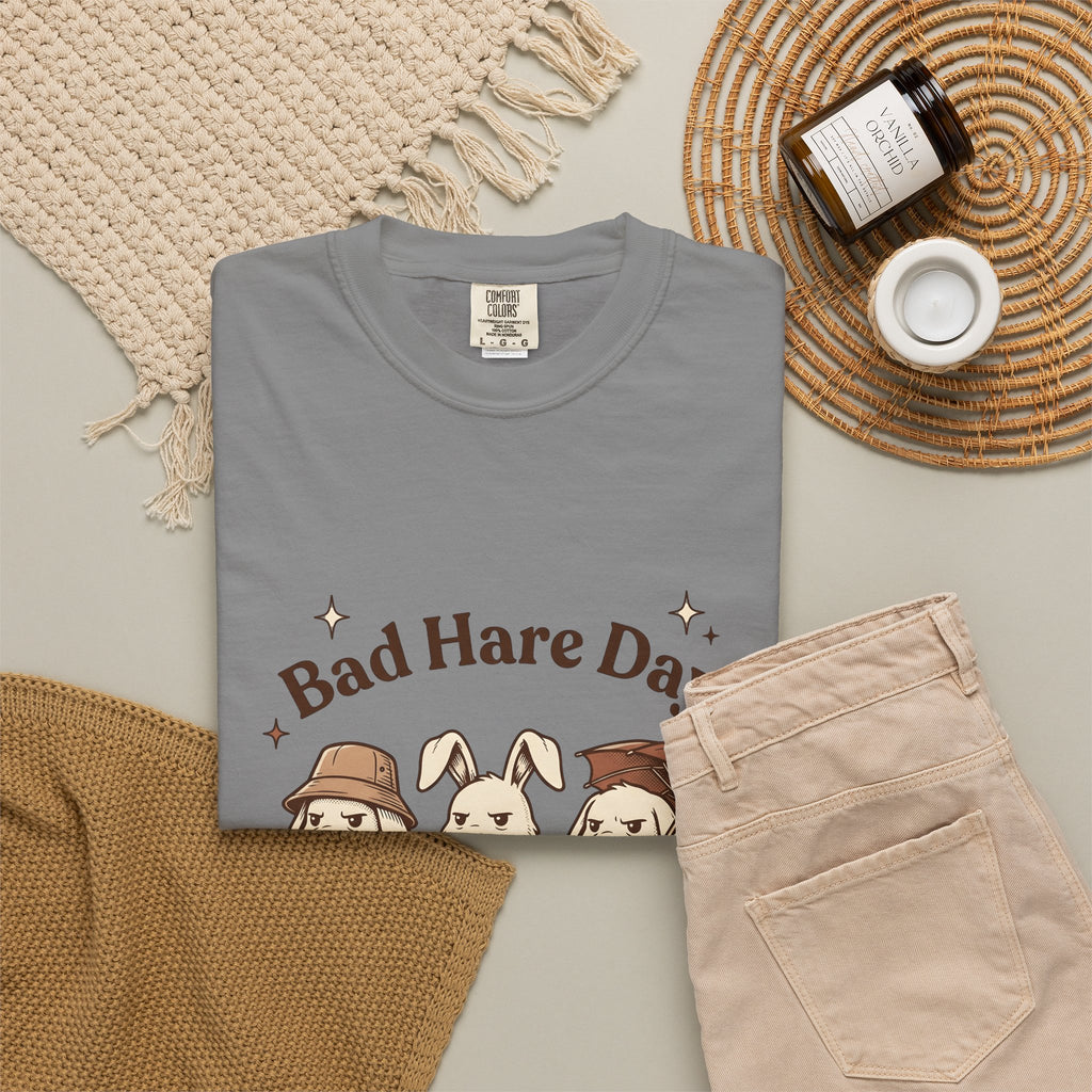 Moody Rabbits T-Shirt Funny Pets Gift Women Animation T-Shirt Bunny T-Shirt Humor Fan Cartoon T-Shirt Animal Graphic Classic Rainshade T-Shirt