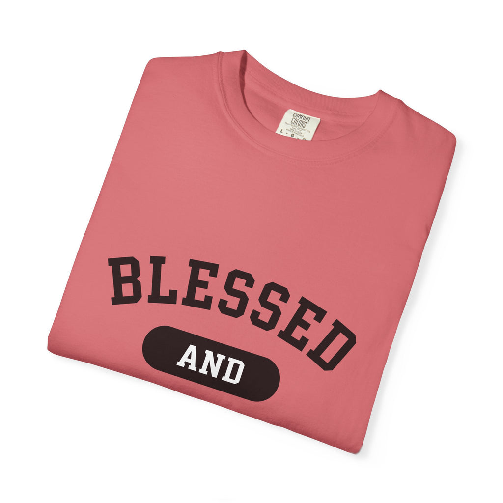 Bold Lettering Design T-Shirt Moms Household Gift Women Simple T-Shirt Typography T-Sh