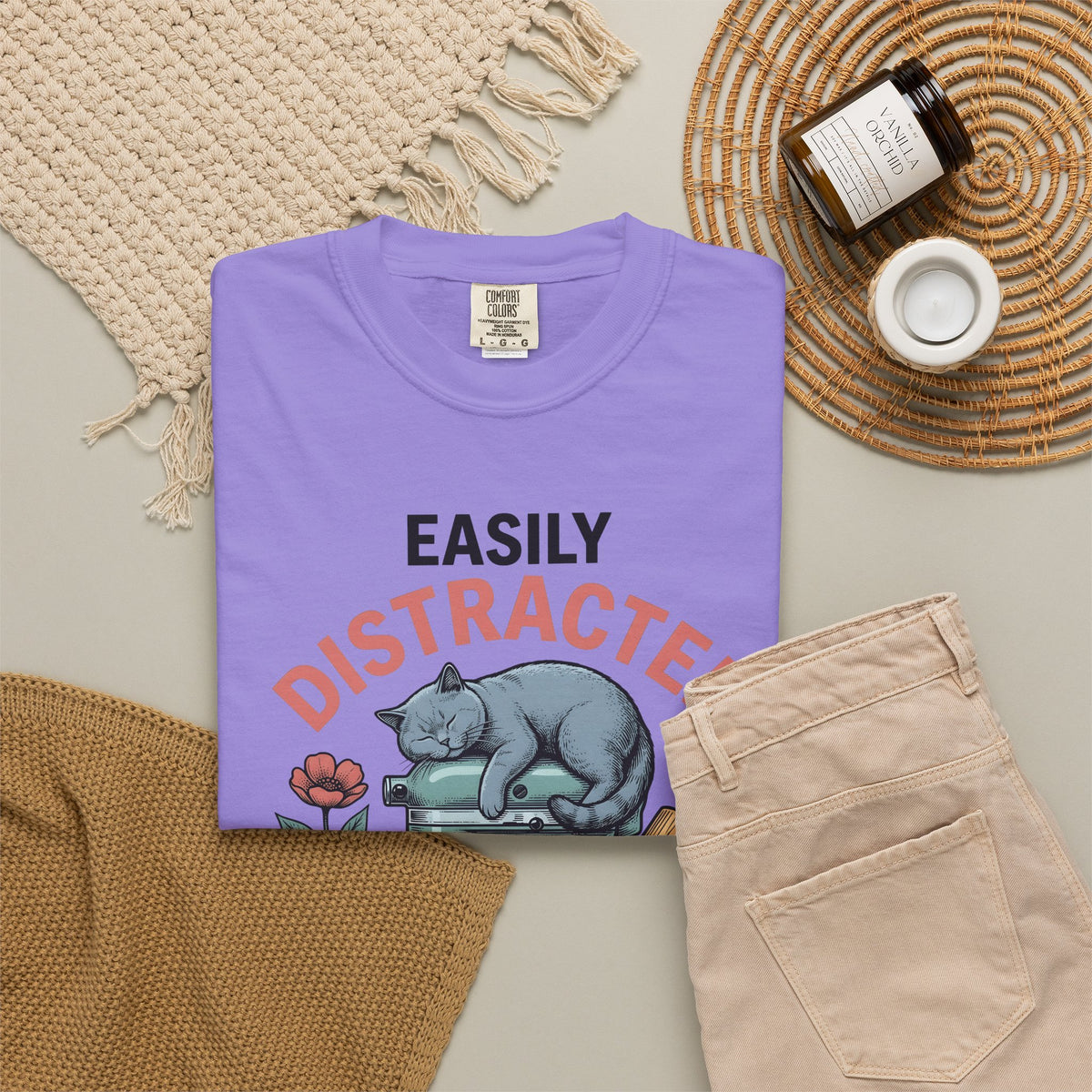 Cat Blender T-Shirt Cat Dessert Gift Women Retro T-Shirt Blender T-Shirt Cat Fan Vintage T-Shirt Pastry Graphic Sketch Blossoms T-Shirt