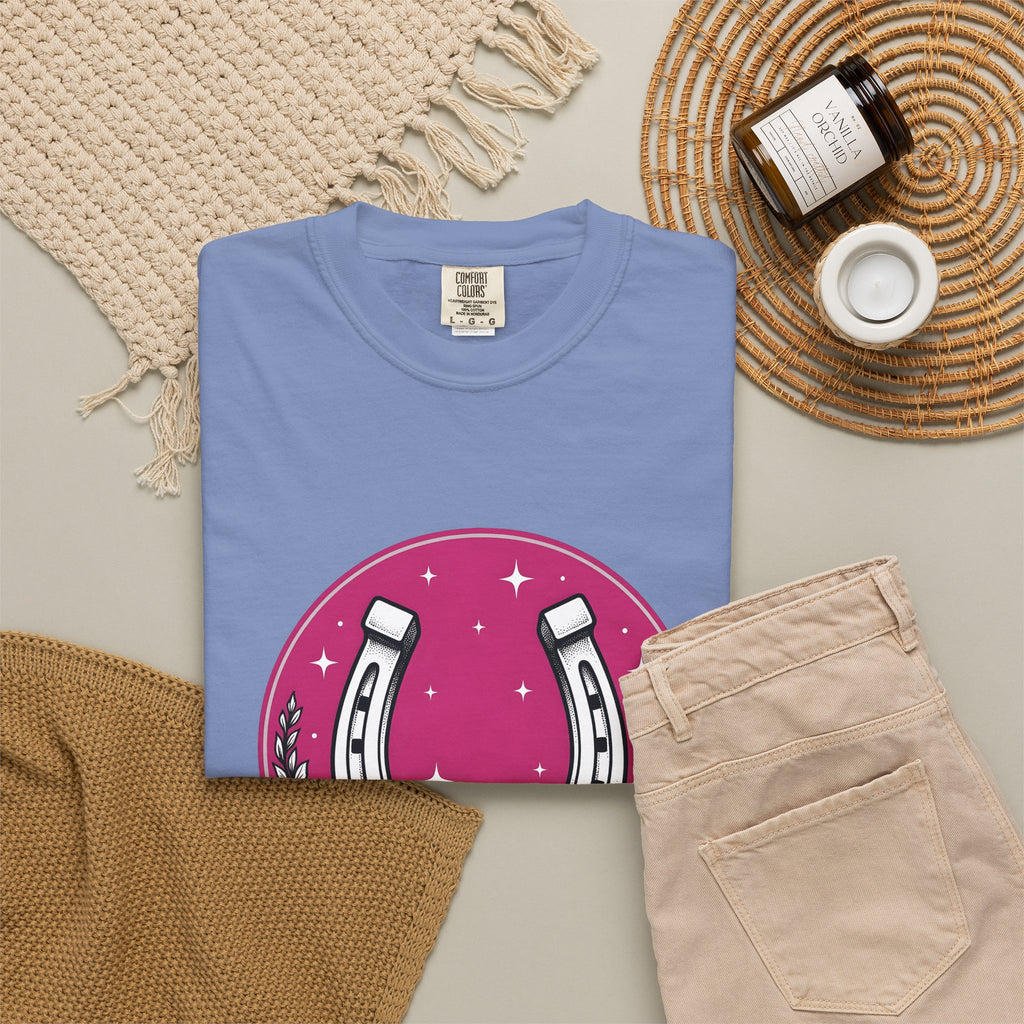 Horseshoe Blossom T-Shirt Cowgirl Ranch Gift Women Hippie T-Shirt Texas Wildflower T-Shirt Rodeo Fan Western T-Shirt Farm Graphic Antique Twinkle