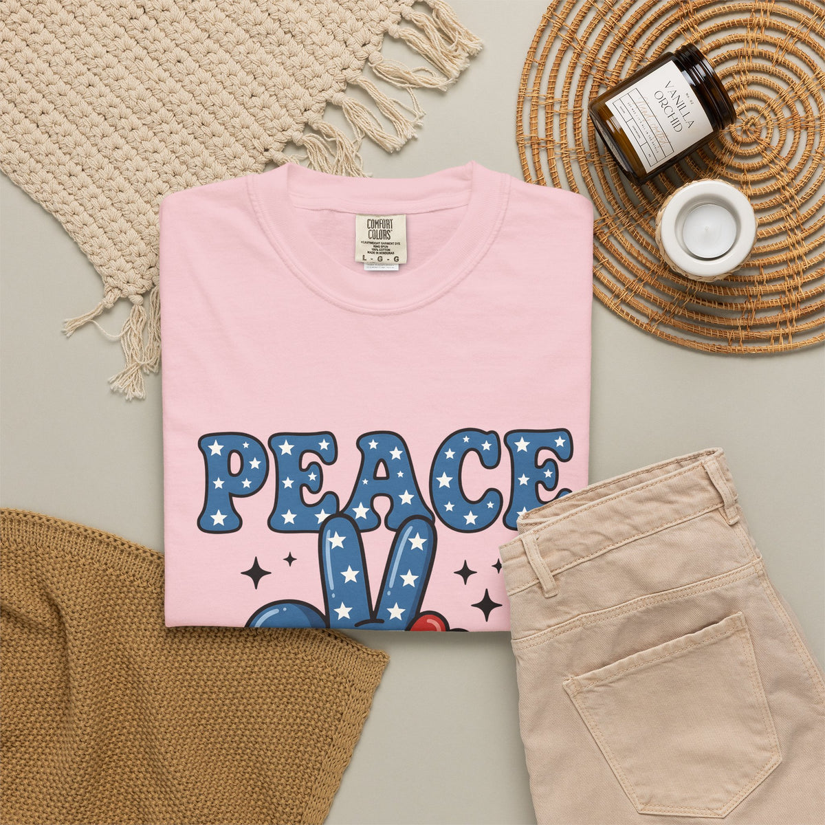 Peace Gesture T-Shirt America/4th Of July Celebration Gift Women Sketch T-Shirt Peace Sign T-Shirt Patriot Fan Hand Drawn T-Shirt Party Graphic