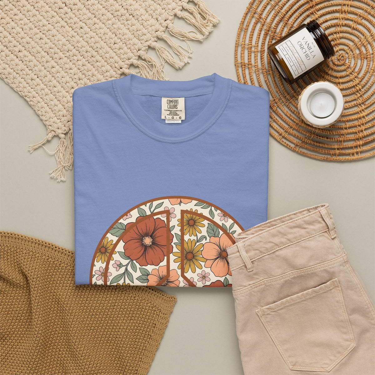Peace Hand Flower T-Shirt Boho Chic Psychedelic Gift Women Folk T-Shirt Peace Sign T-Shirt Hippie Fan Bohemian T-Shirt Trippy Graphic Classic